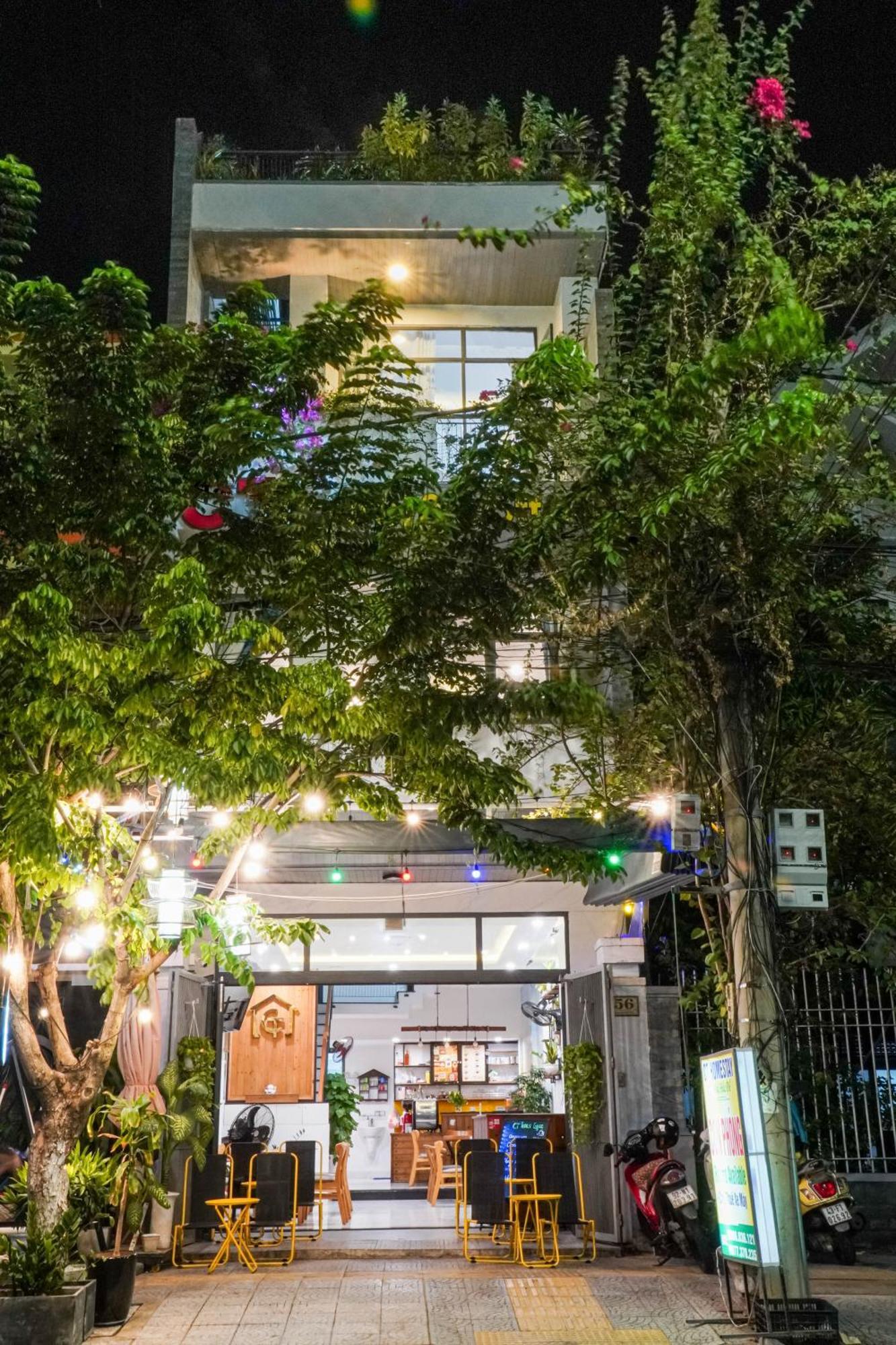 CT Hostel Da Nang Buitenkant foto